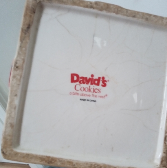 David's Cookies Holiday Cookie Jar Christmas Present - Ceramic Jar with Lid - Picture 7 of 10